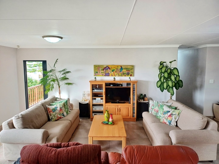 3 Bedroom Property for Sale in Reebok Western Cape